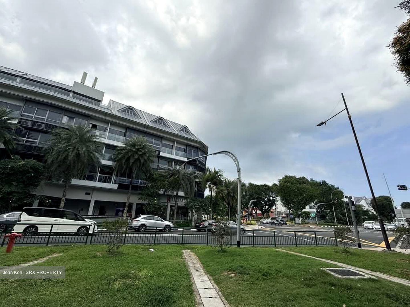 Siglap V (D15), Retail #581736701